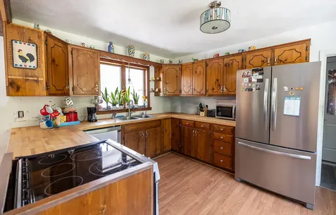 136 Davis Road Farmington ME 04938