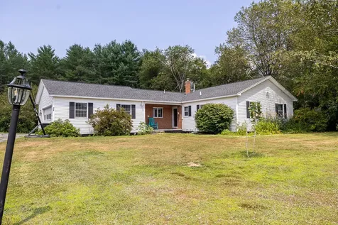 136 Davis Road Farmington ME 04938