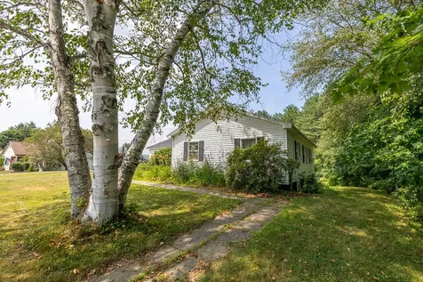 136 Davis Road Farmington ME 04938