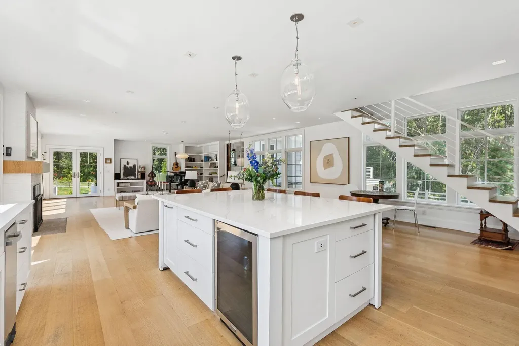 1200 Shore Road Cape Elizabeth ME 04107