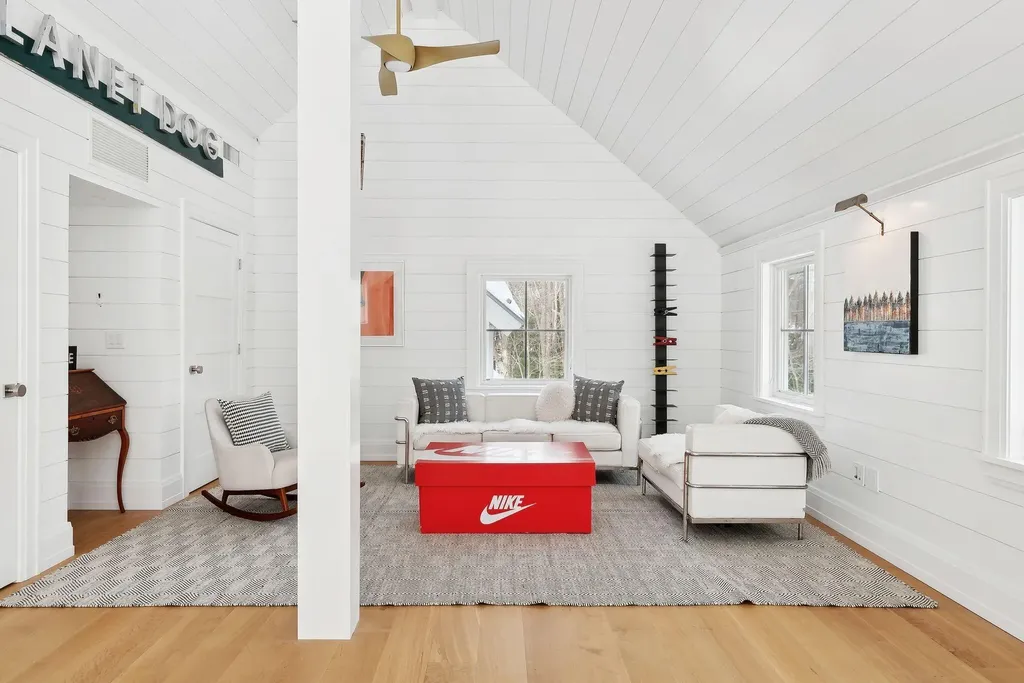1200 Shore Road Cape Elizabeth ME 04107