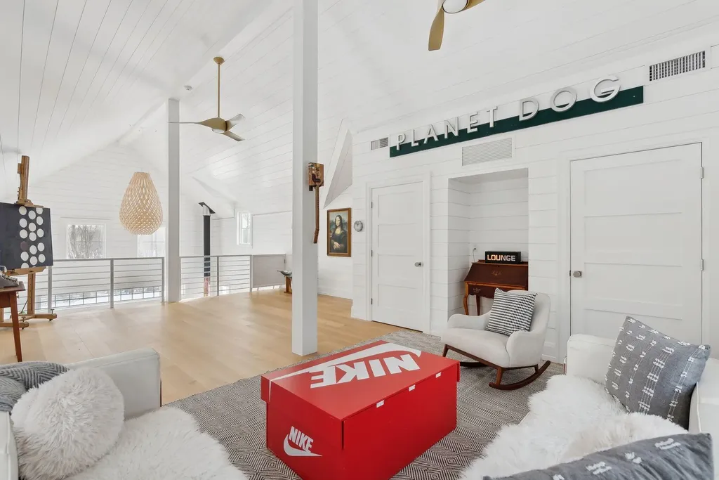 1200 Shore Road Cape Elizabeth ME 04107