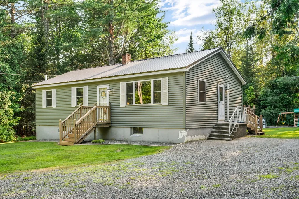 24 Hayward Road Carmel ME 04419