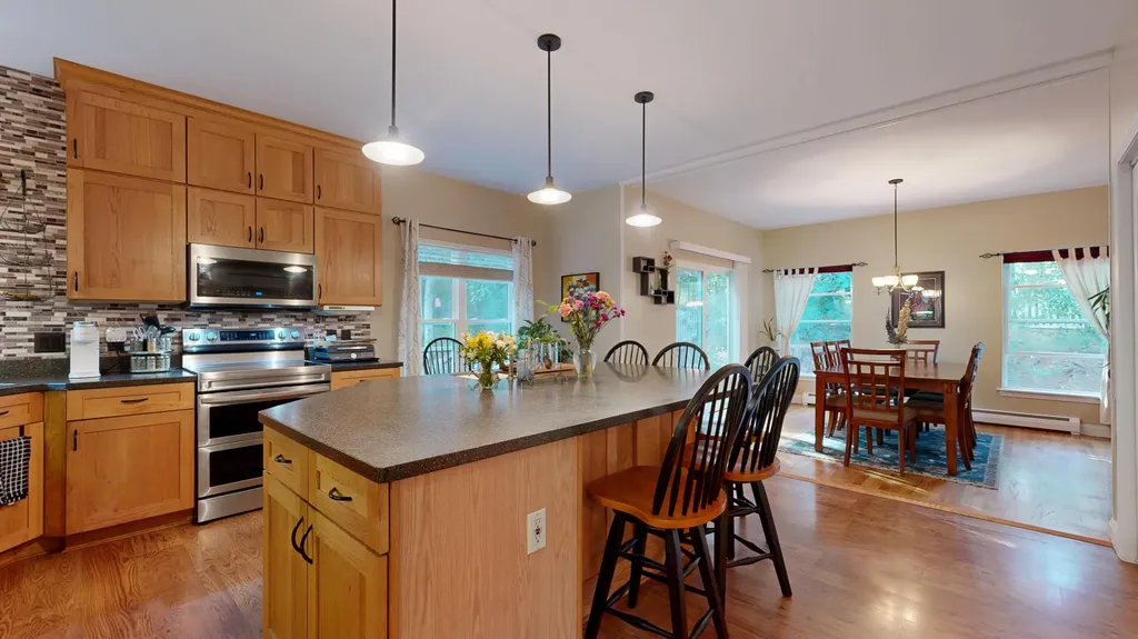 3 Heather Way Gorham ME 04038