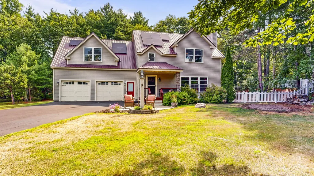 3 Heather Way Gorham ME 04038