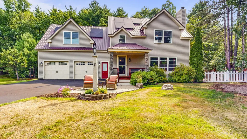 3 Heather Way Gorham ME 04038