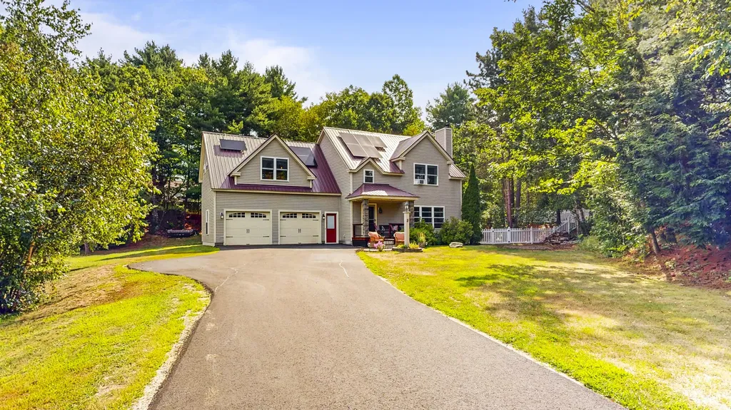 3 Heather Way Gorham ME 04038