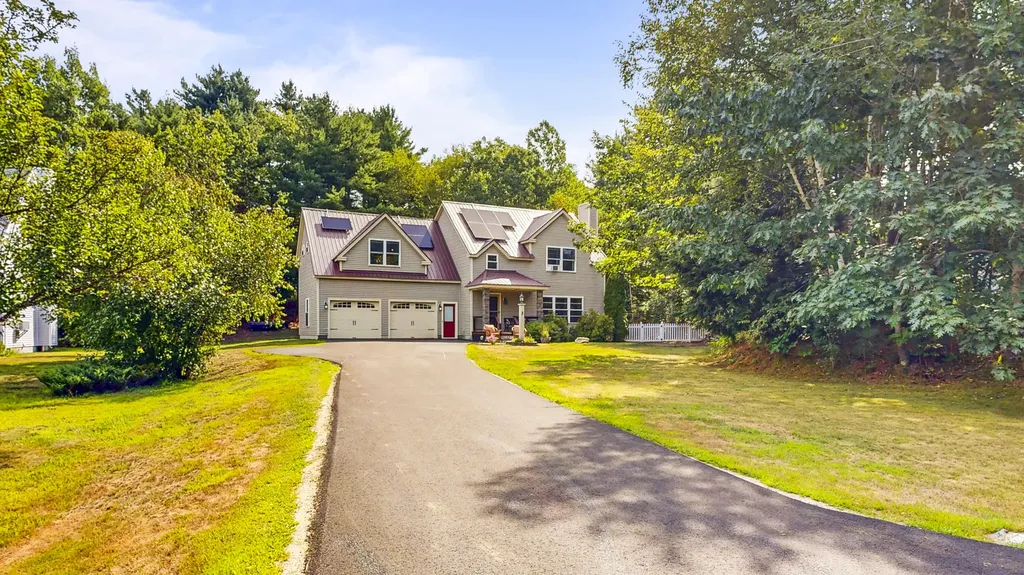 3 Heather Way Gorham ME 04038