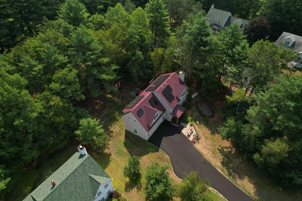 3 Heather Way Gorham ME 04038