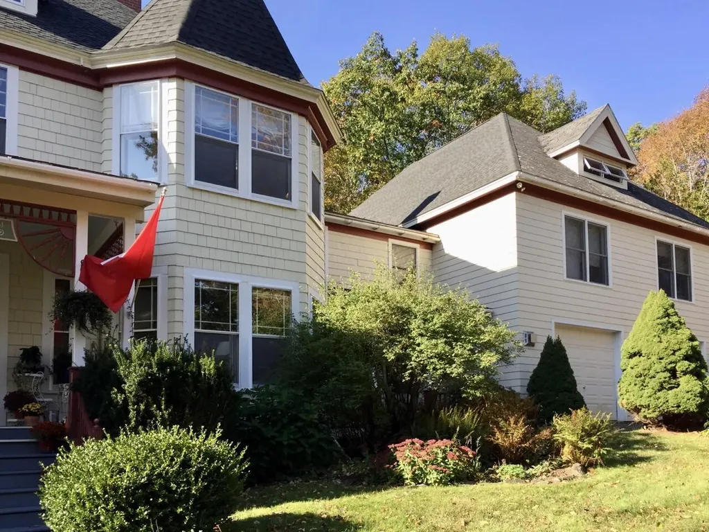33 Sea View Drive Lincolnville ME 04849