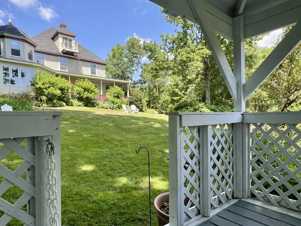 33 Sea View Drive Lincolnville ME 04849