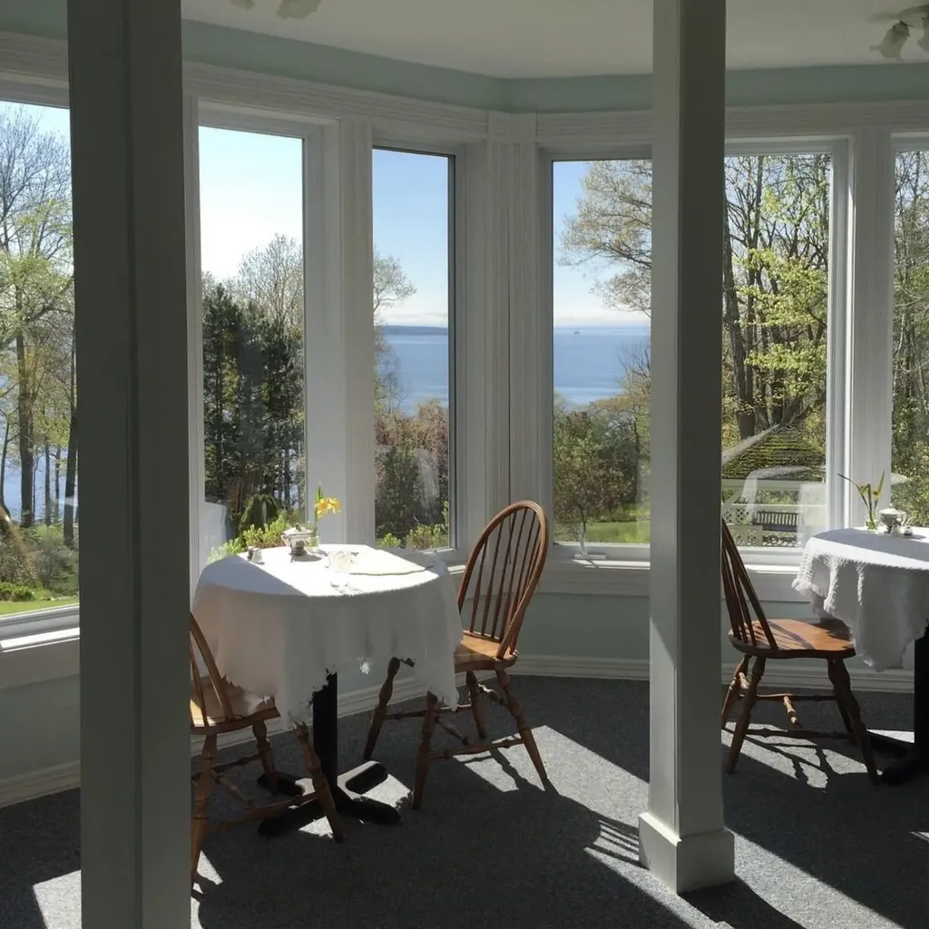 33 Sea View Drive Lincolnville ME 04849