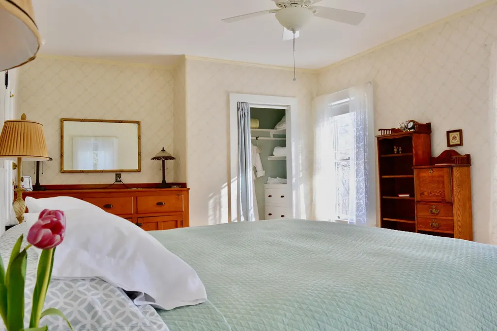33 Sea View Drive Lincolnville ME 04849