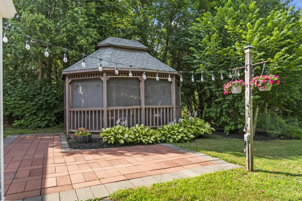 29 Carlson Street Westbrook ME 04092