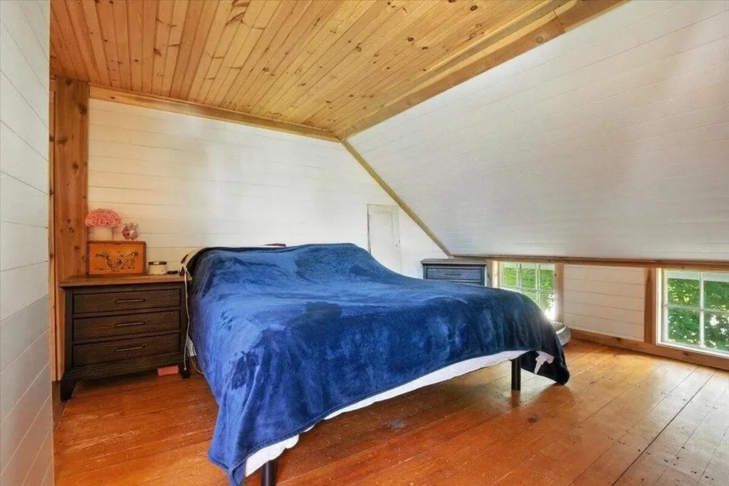 817 Riverside Drive Augusta ME 04330