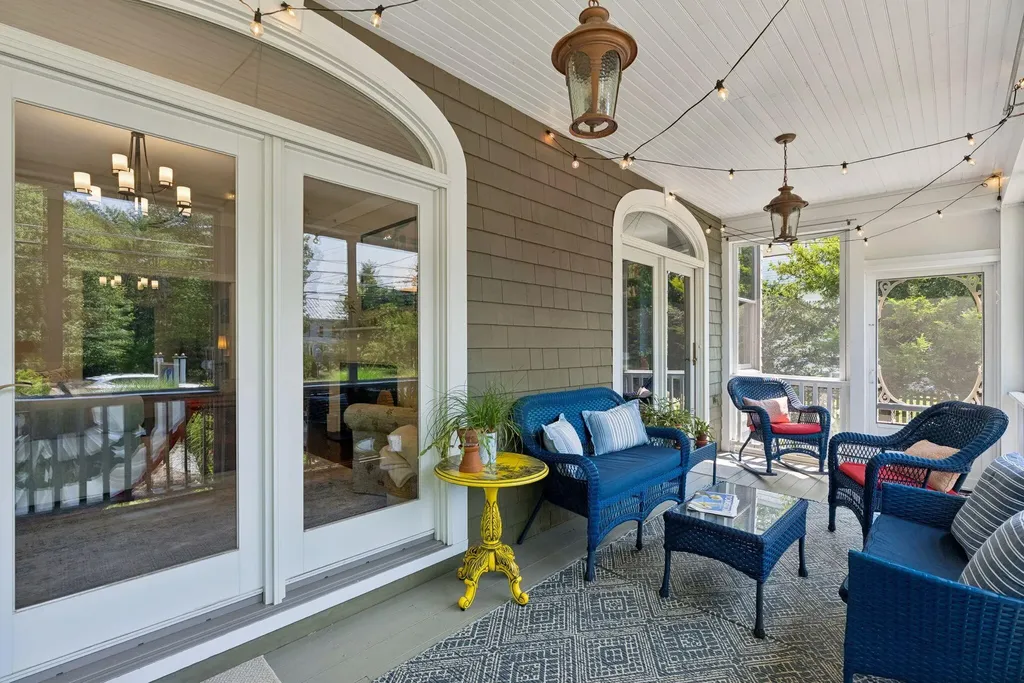 61 Fletcher Street Kennebunk ME 04043