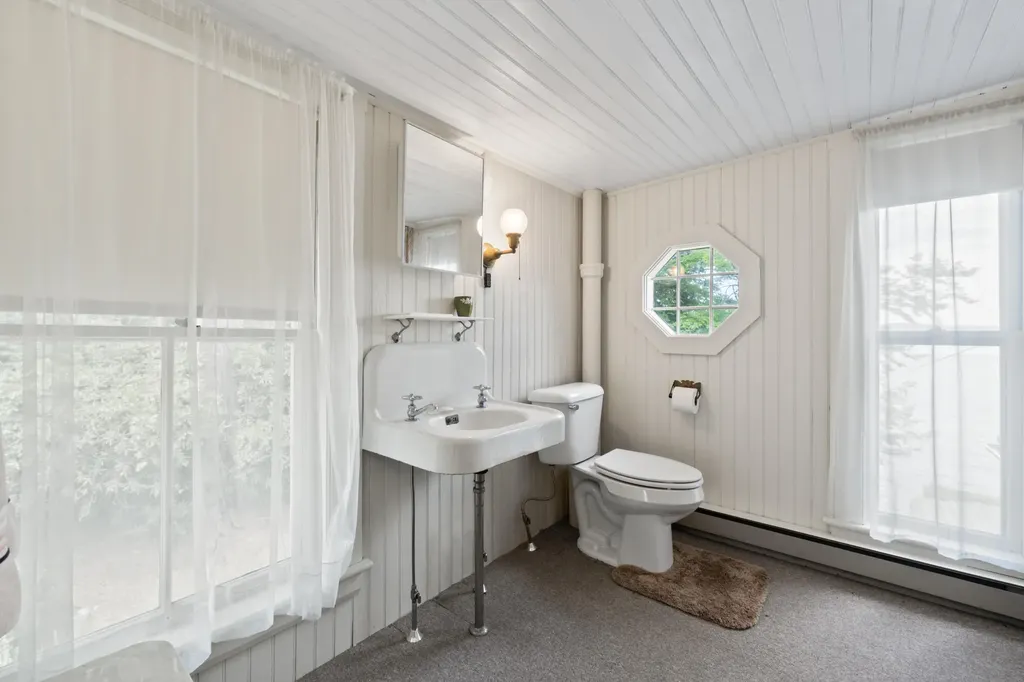 202 Route 109 Acton ME 04001