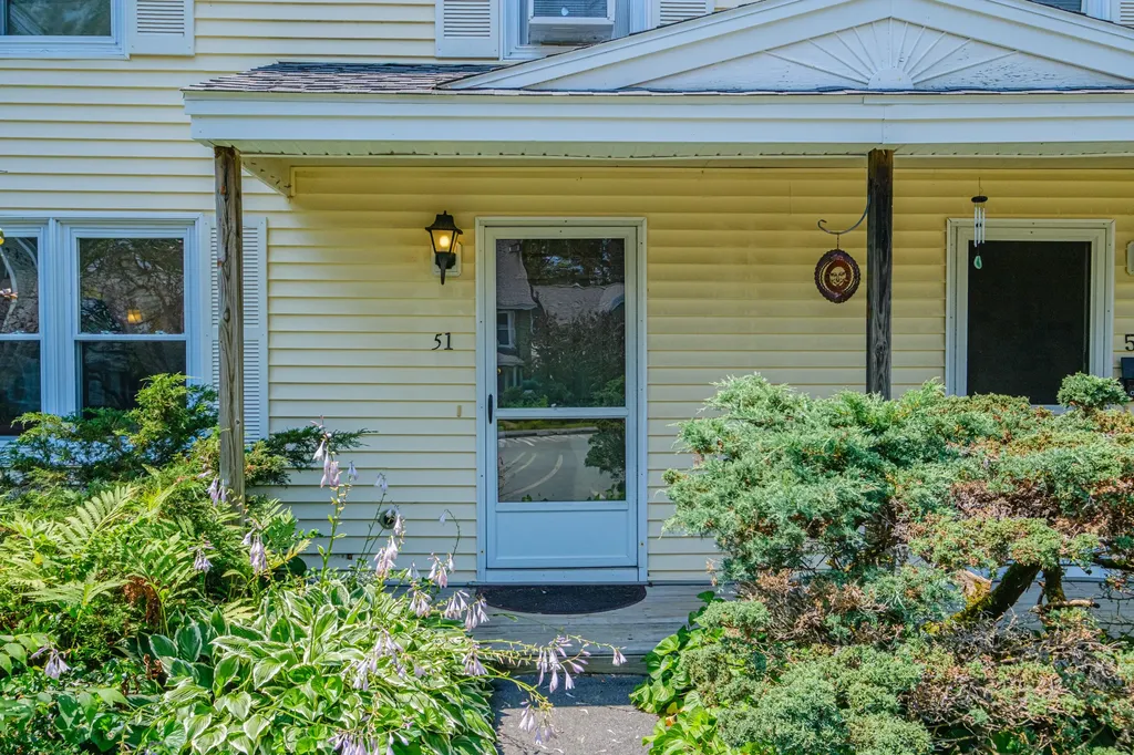 51 Pine Hill Drive Bath ME 04530