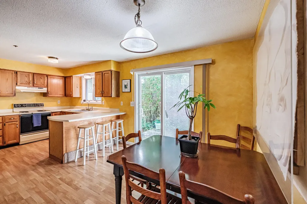 51 Pine Hill Drive Bath ME 04530
