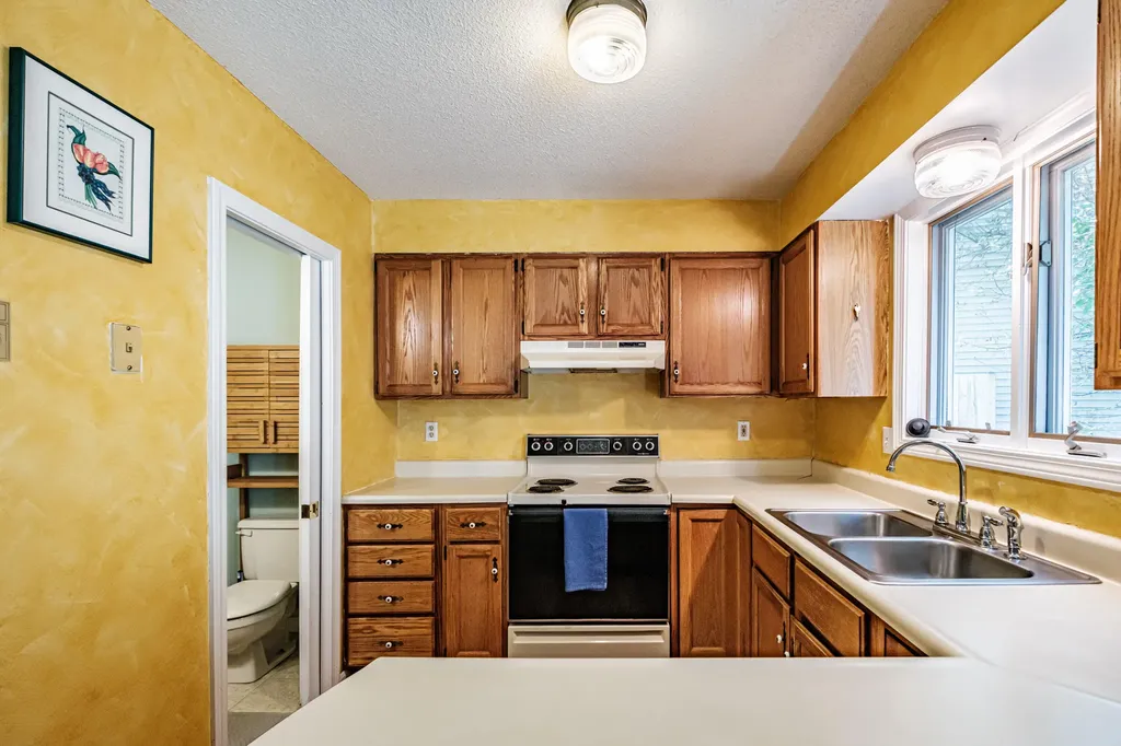 51 Pine Hill Drive Bath ME 04530
