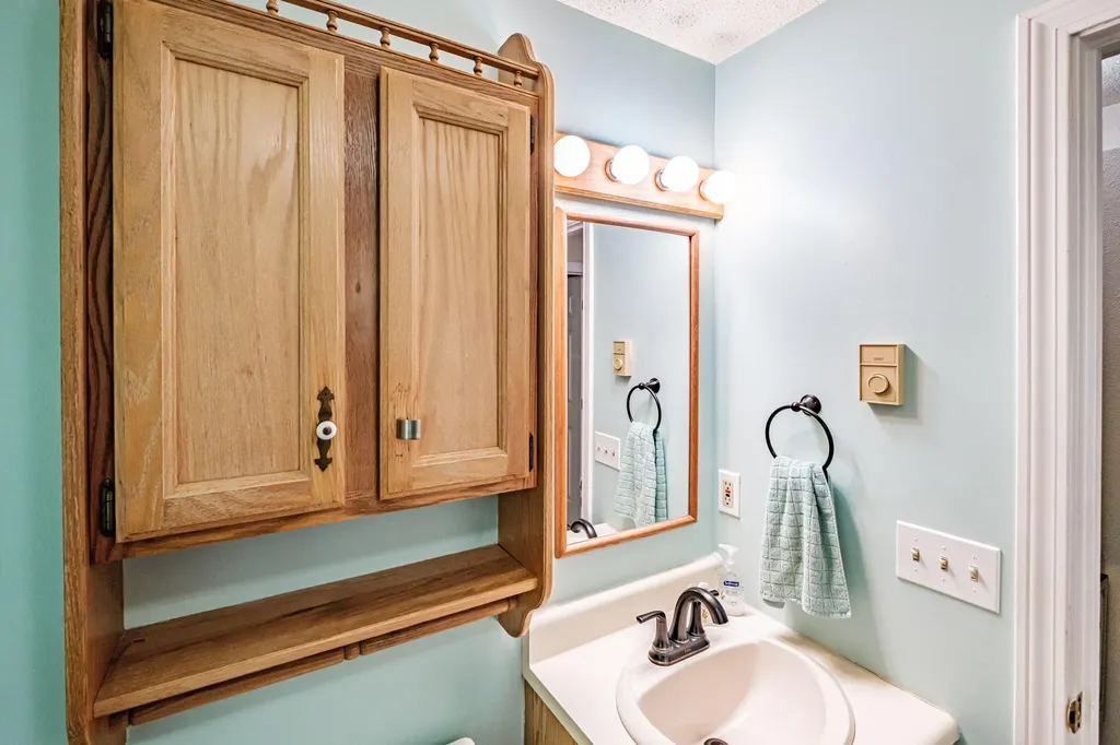 51 Pine Hill Drive Bath ME 04530