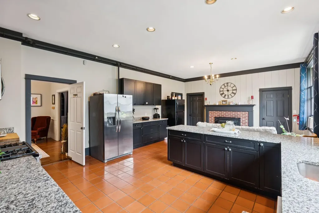 61 Fletcher Street Kennebunk ME 04043