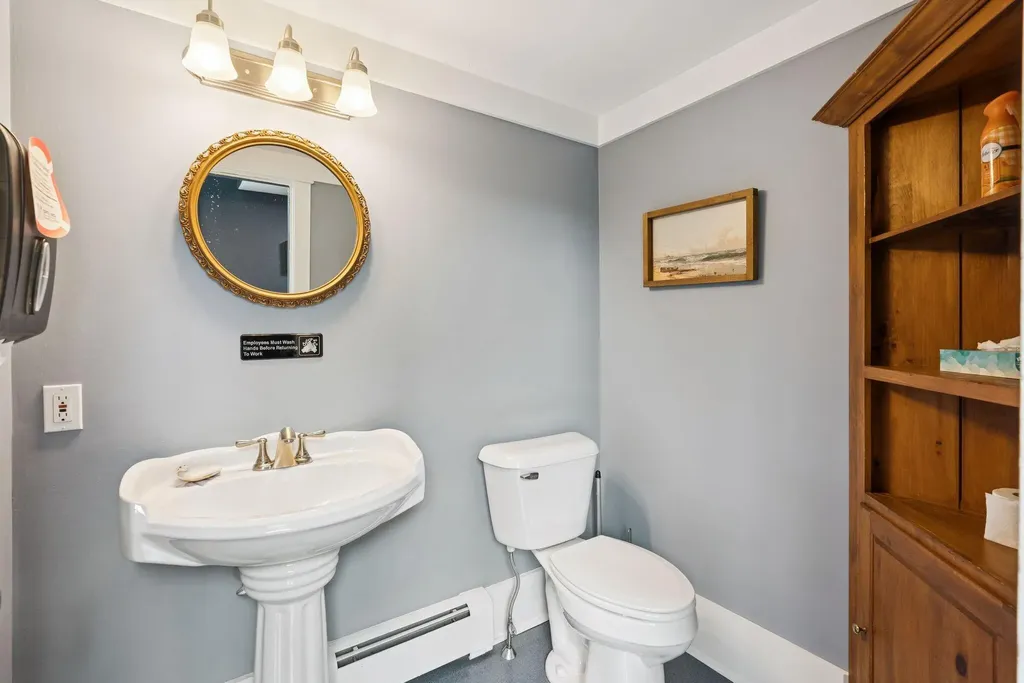 61 Fletcher Street Kennebunk ME 04043