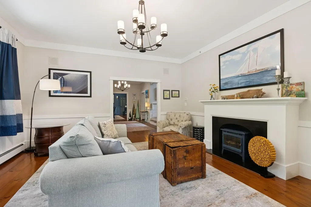 61 Fletcher Street Kennebunk ME 04043