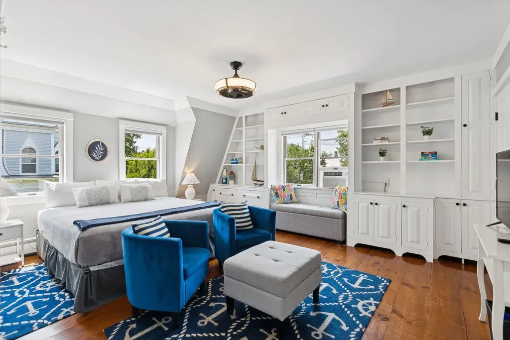 61 Fletcher Street Kennebunk ME 04043