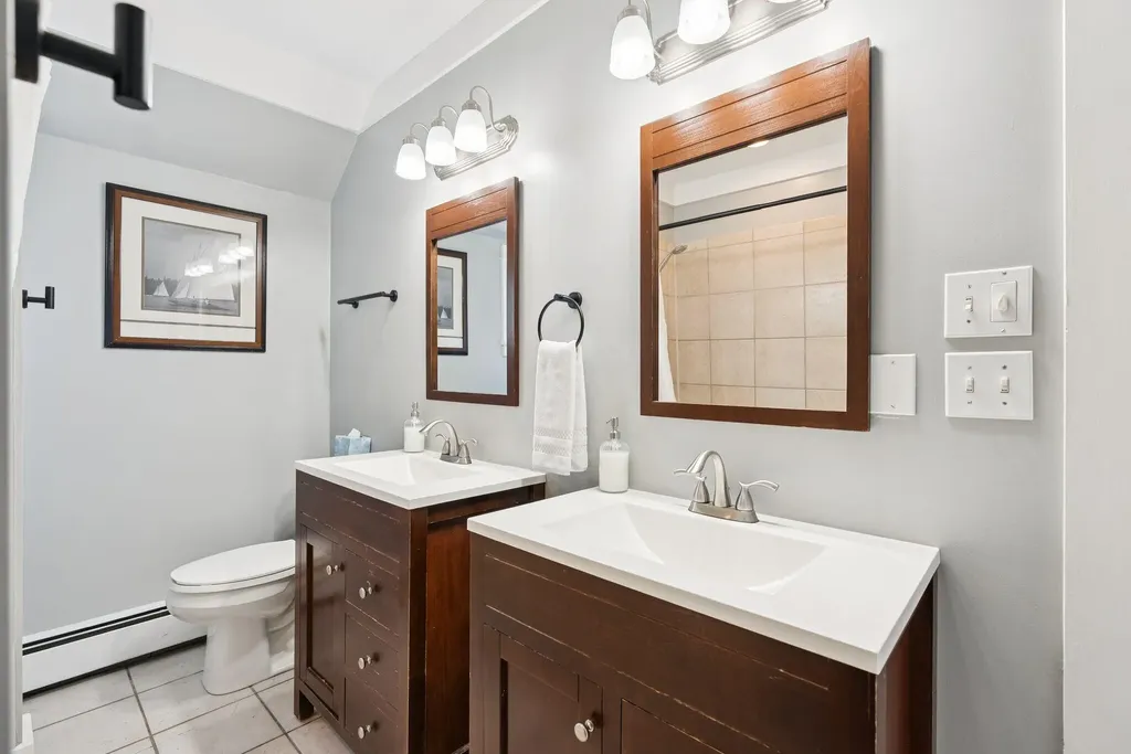 61 Fletcher Street Kennebunk ME 04043