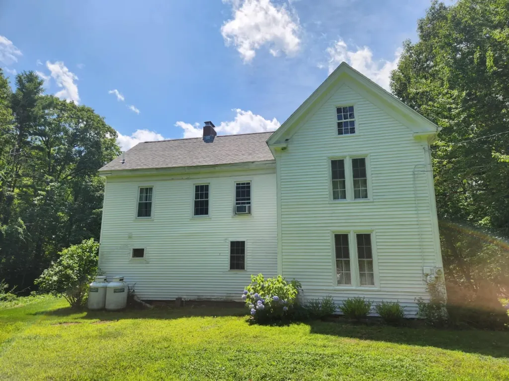 30 Cram Road Standish ME 04084