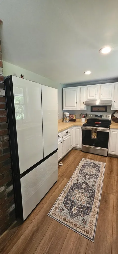 30 Cram Road Standish ME 04084