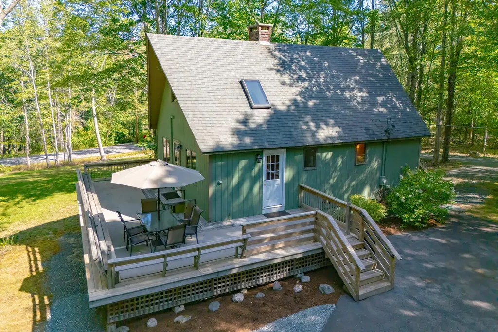 20 Abby Lane Bar Harbor ME 04609