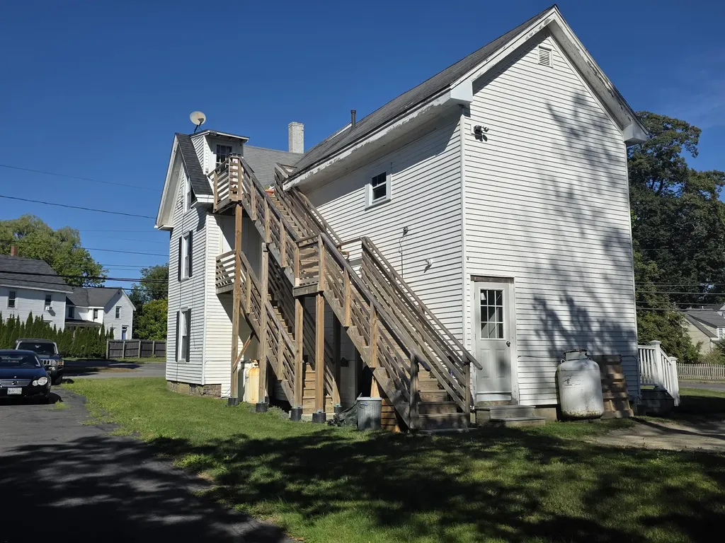 4 Chestnut Street Rockland ME 04841