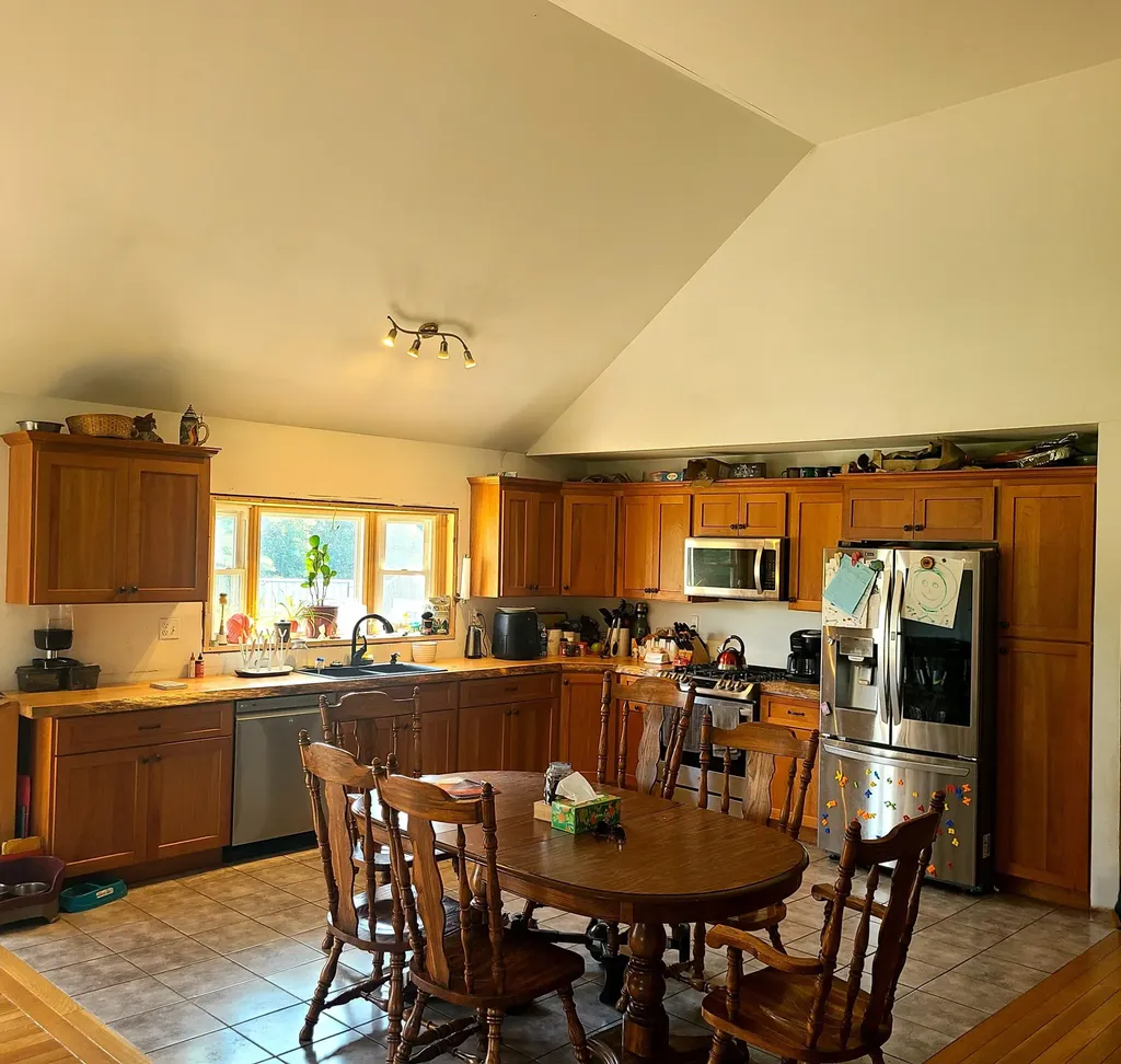 24 Fickett Lane Solon ME 04979