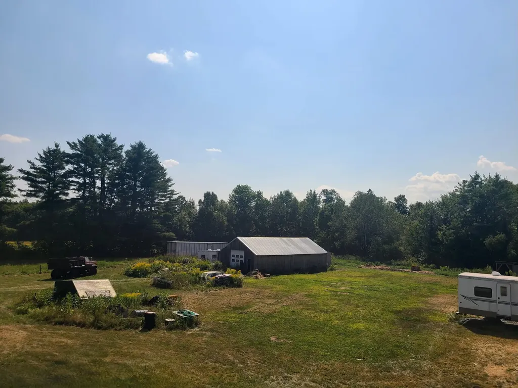 24 Fickett Lane Solon ME 04979