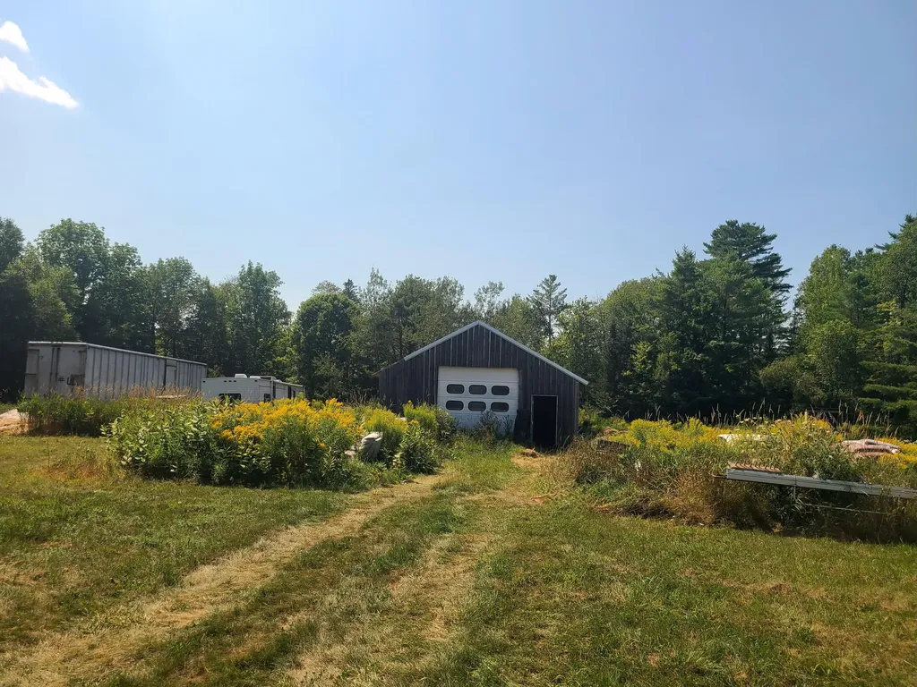 24 Fickett Lane Solon ME 04979