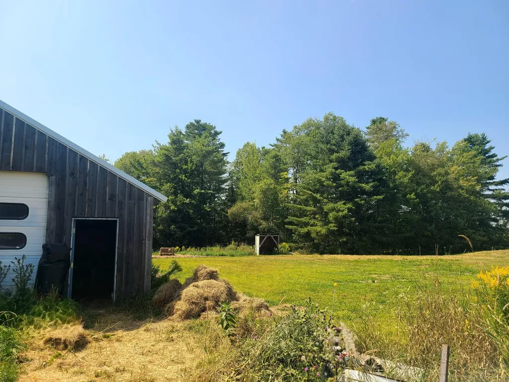 24 Fickett Lane Solon ME 04979