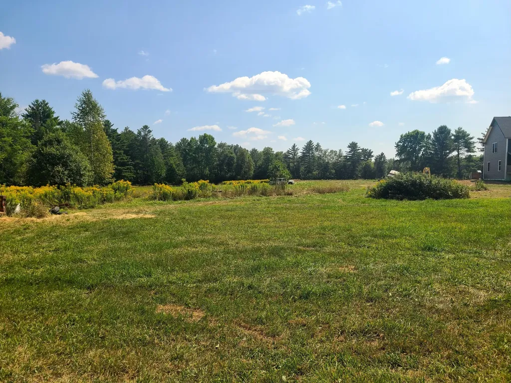 24 Fickett Lane Solon ME 04979