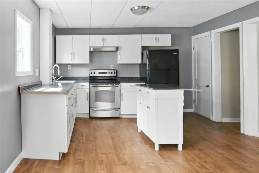 3 George Street Sanford ME 04083