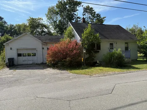 4 Black Road S Searsport ME 04974