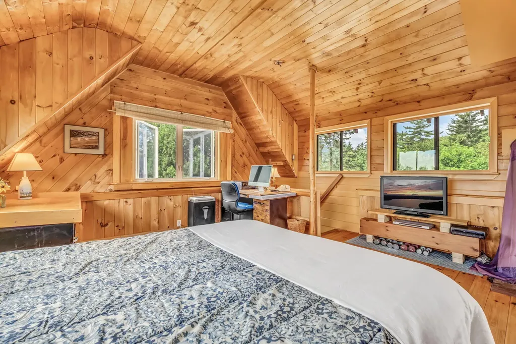 16 Anderson Road Vienna ME 04360