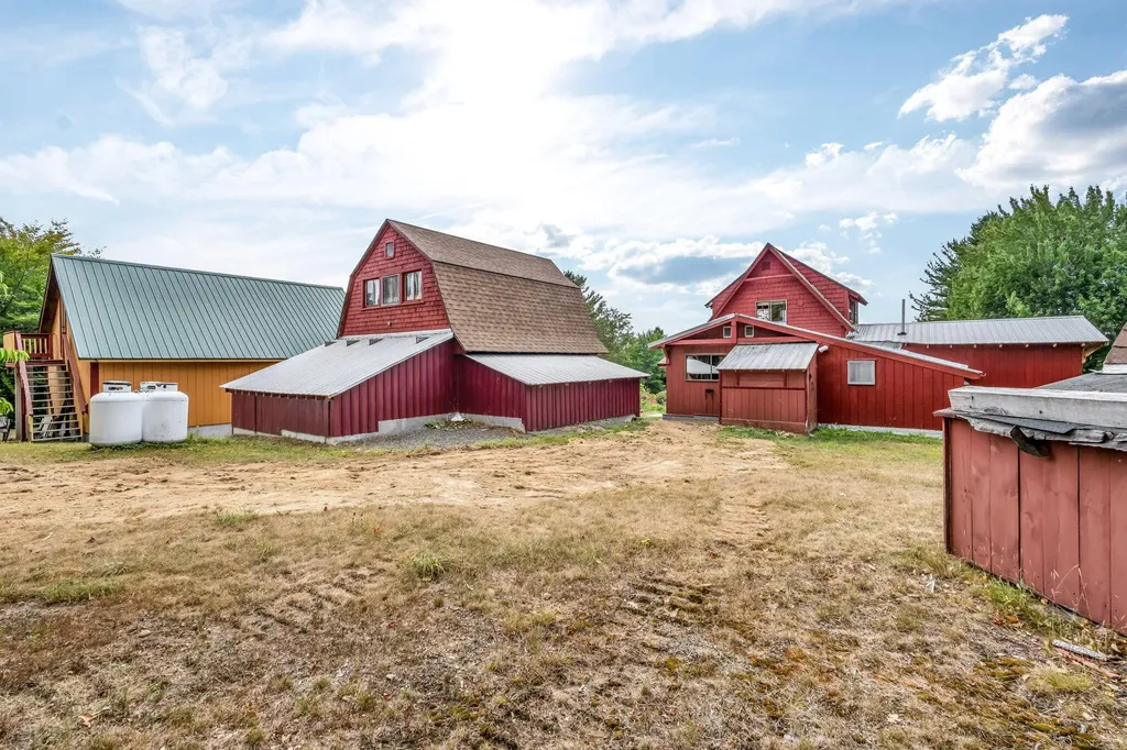 16 Anderson Road Vienna ME 04360
