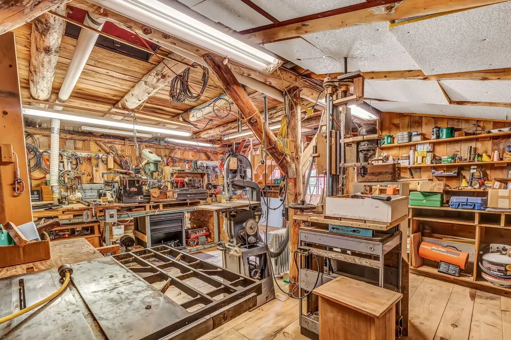 16 Anderson Road Vienna ME 04360