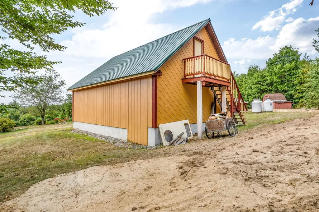 16 Anderson Road Vienna ME 04360