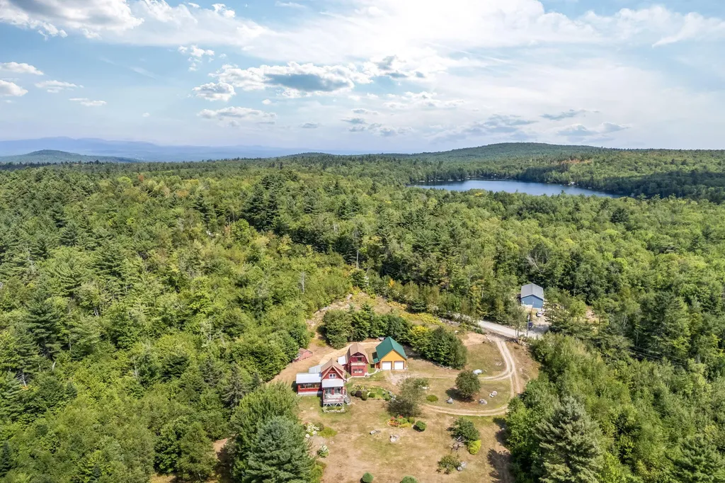 16 Anderson Road Vienna ME 04360