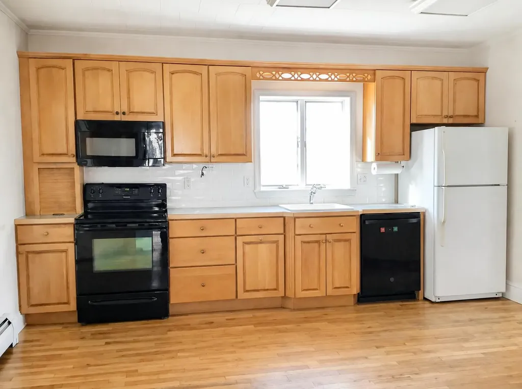 192 Main Street Van Buren ME 04785