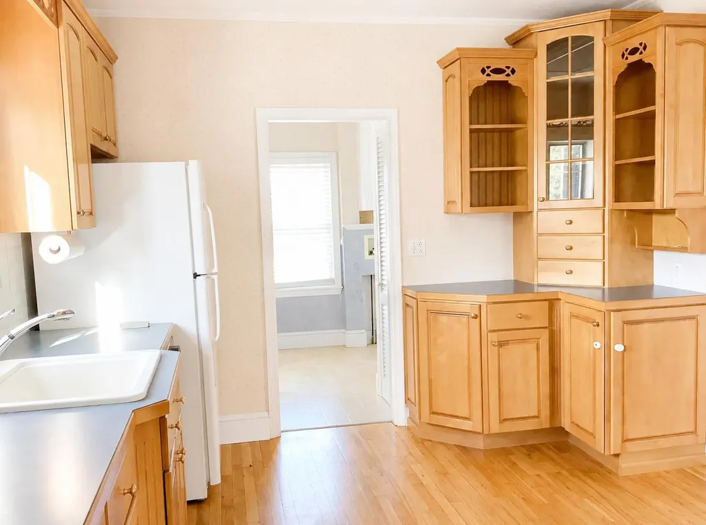 192 Main Street Van Buren ME 04785