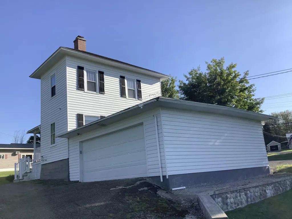 192 Main Street Van Buren ME 04785
