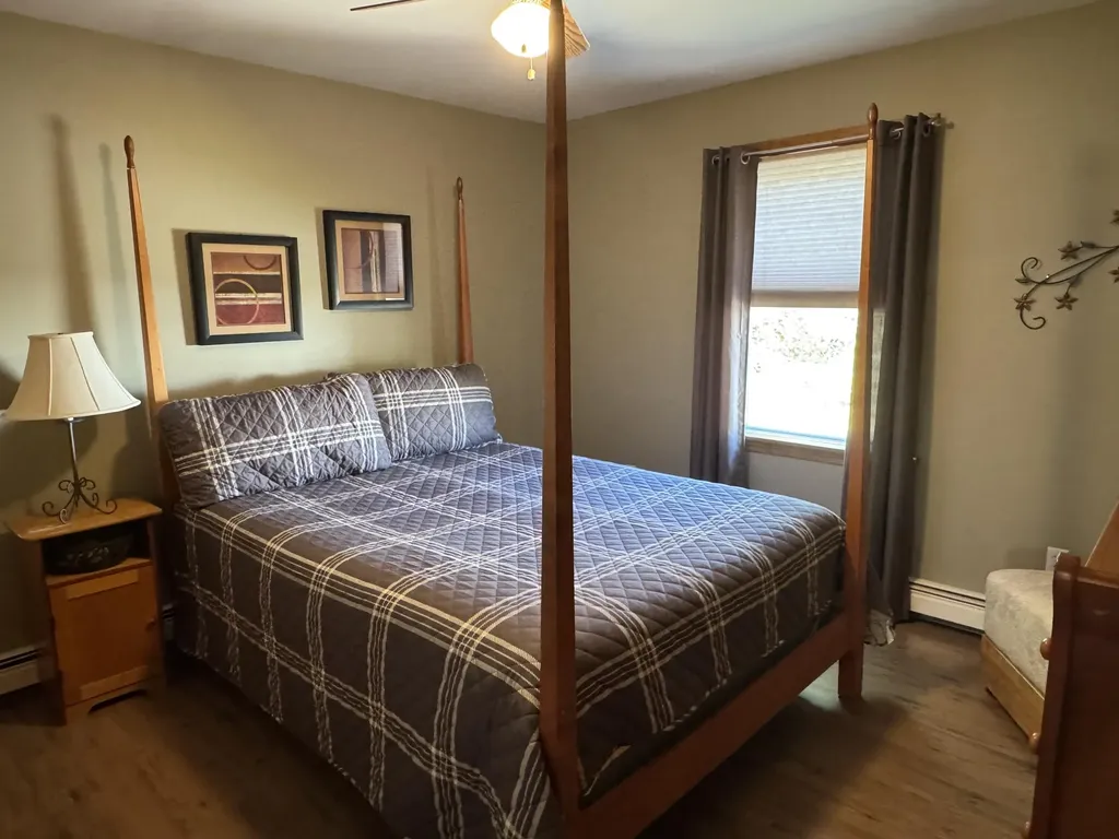 17 Lynn Avenue Brewer ME 04412